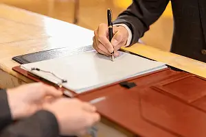 昵称月亮的含义女